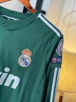 Real Madrid 2013 Green Full Sleeve Retro - Image 3