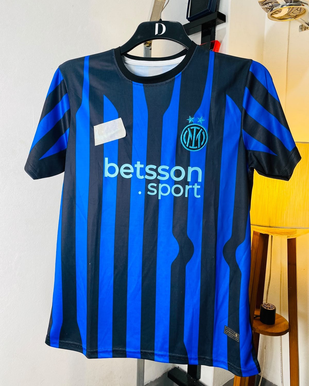 c13010c6-77e4-4a6e-b684-03f7dc7ec352 Inter Milan Blue Jersey - Image 1